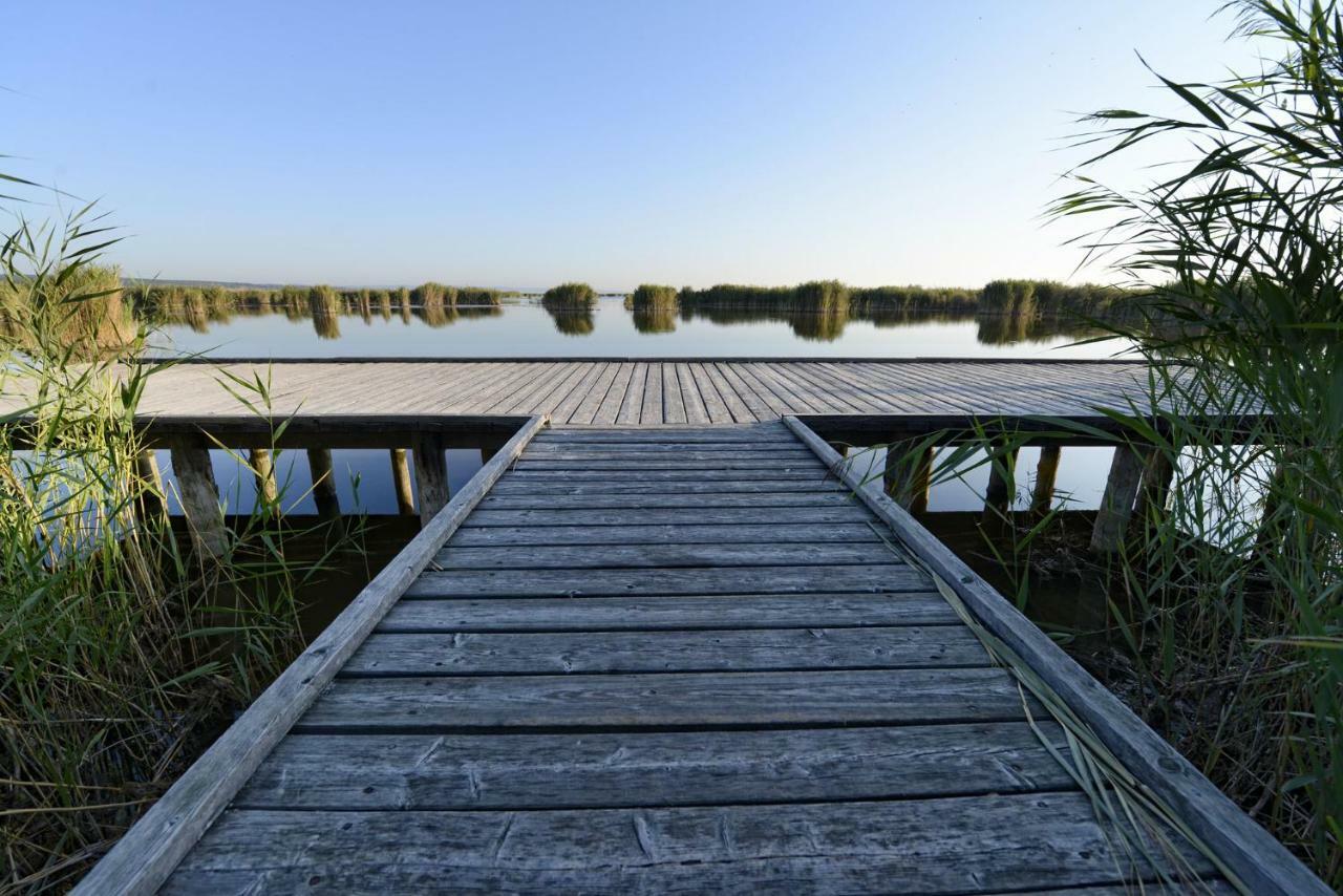 Ferienwohnungen Karoly Mörbisch am See Екстериор снимка